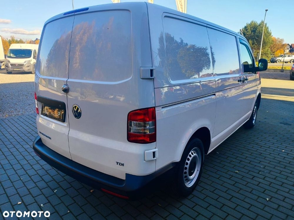 Volkswagen Transporter - 5