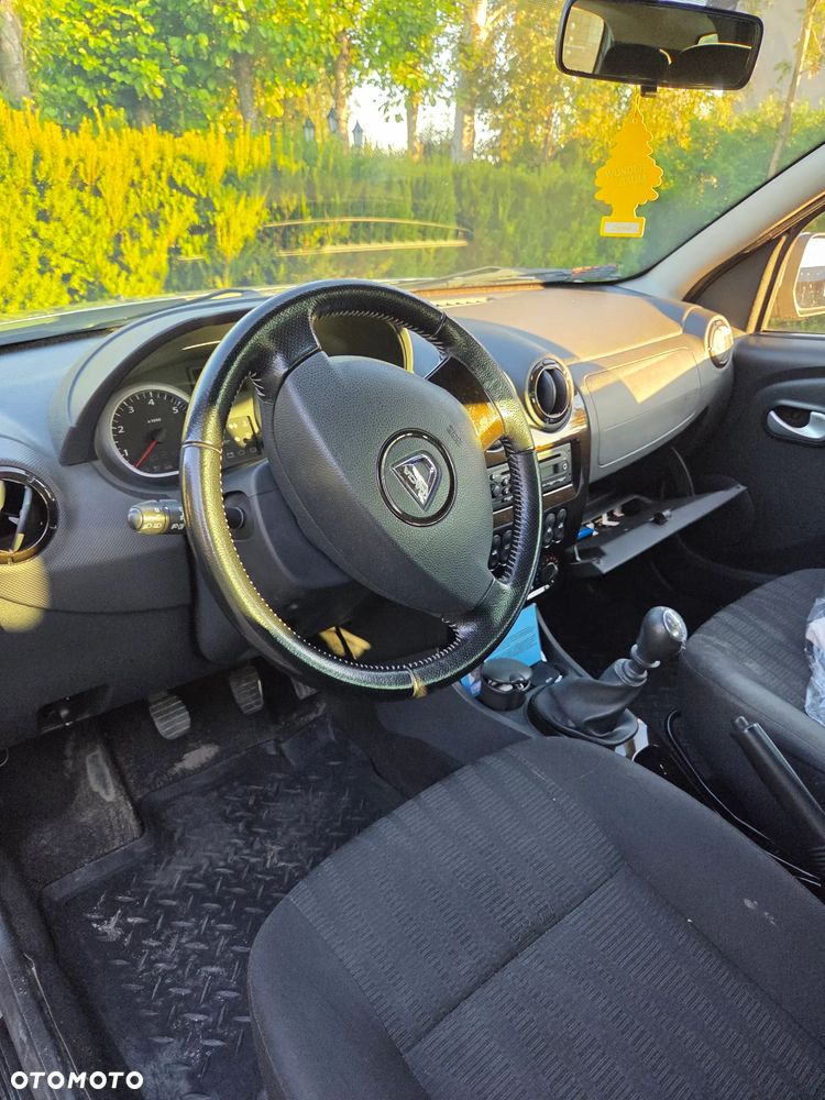 Dacia Duster 1.5 dCi Laureate 4x4 - 6