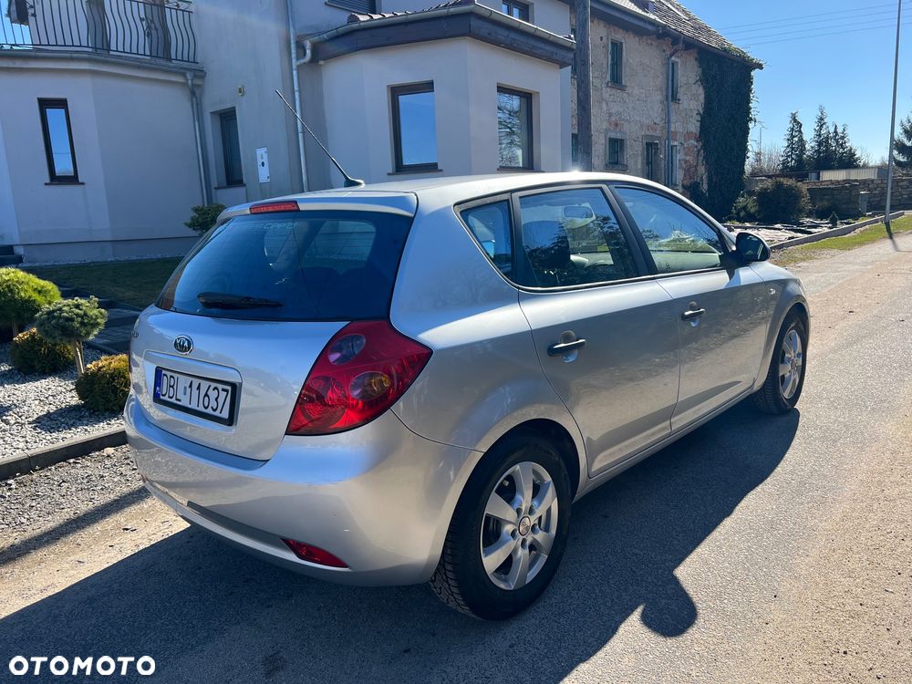 Kia Ceed 1.6 CVVT EX - 6