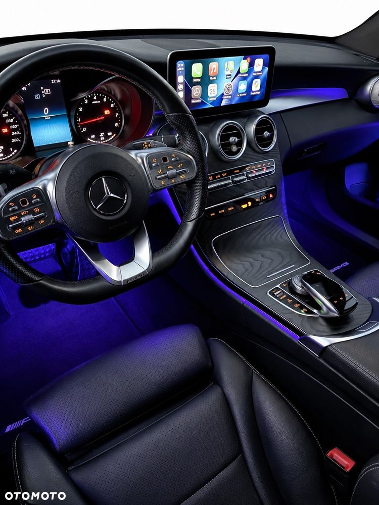 Mercedes-Benz Klasa C 300 9G-TRONIC - 9