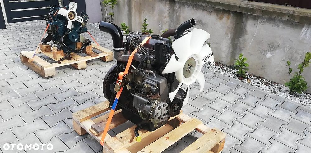 SILNIK ISEKI E3CC E3CD 1,363L 19,12 kW 12 500 zł netto - 1