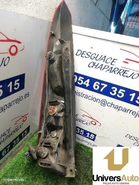 FAROLIM TRASEIRO DIREITO FORD FIESTA V 2008 - - 1