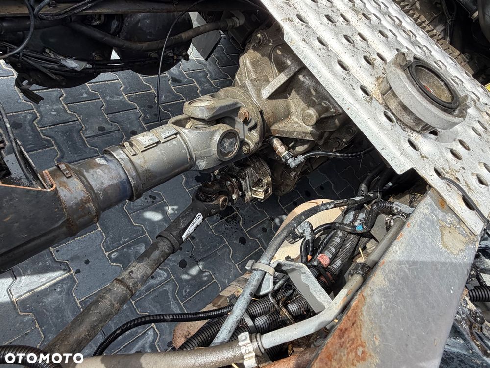 Renault Premium - 11