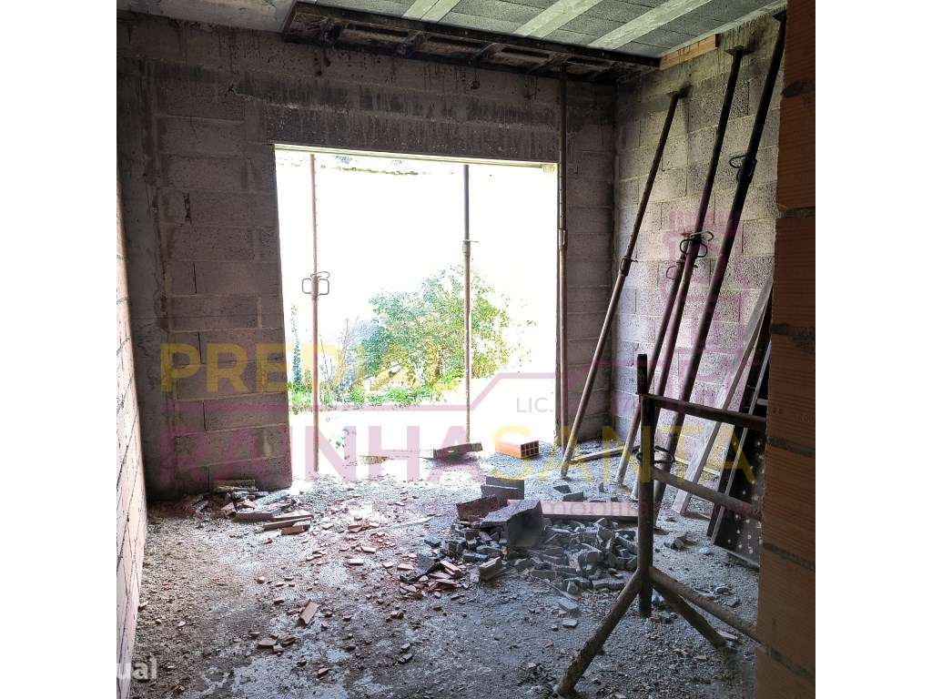 Prédio no centro Mira - Em construção - Grande imagem: 5/22