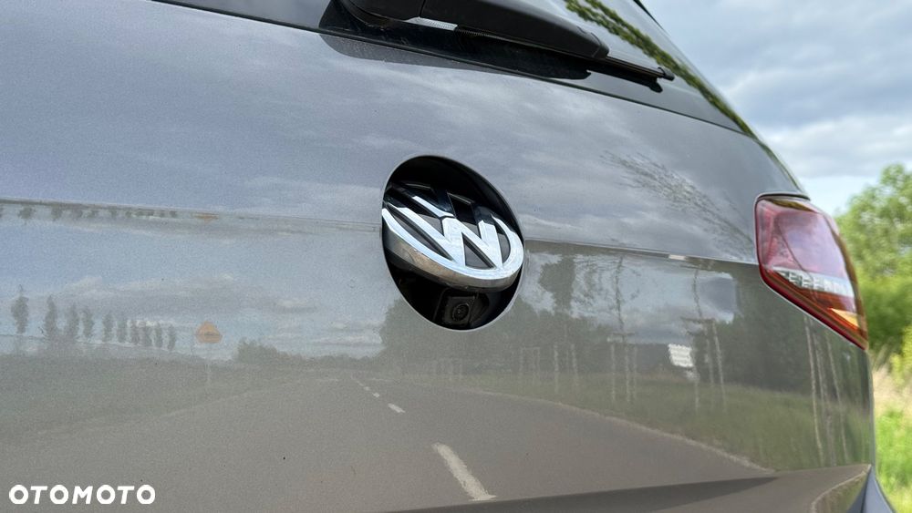 Volkswagen Golf - 32