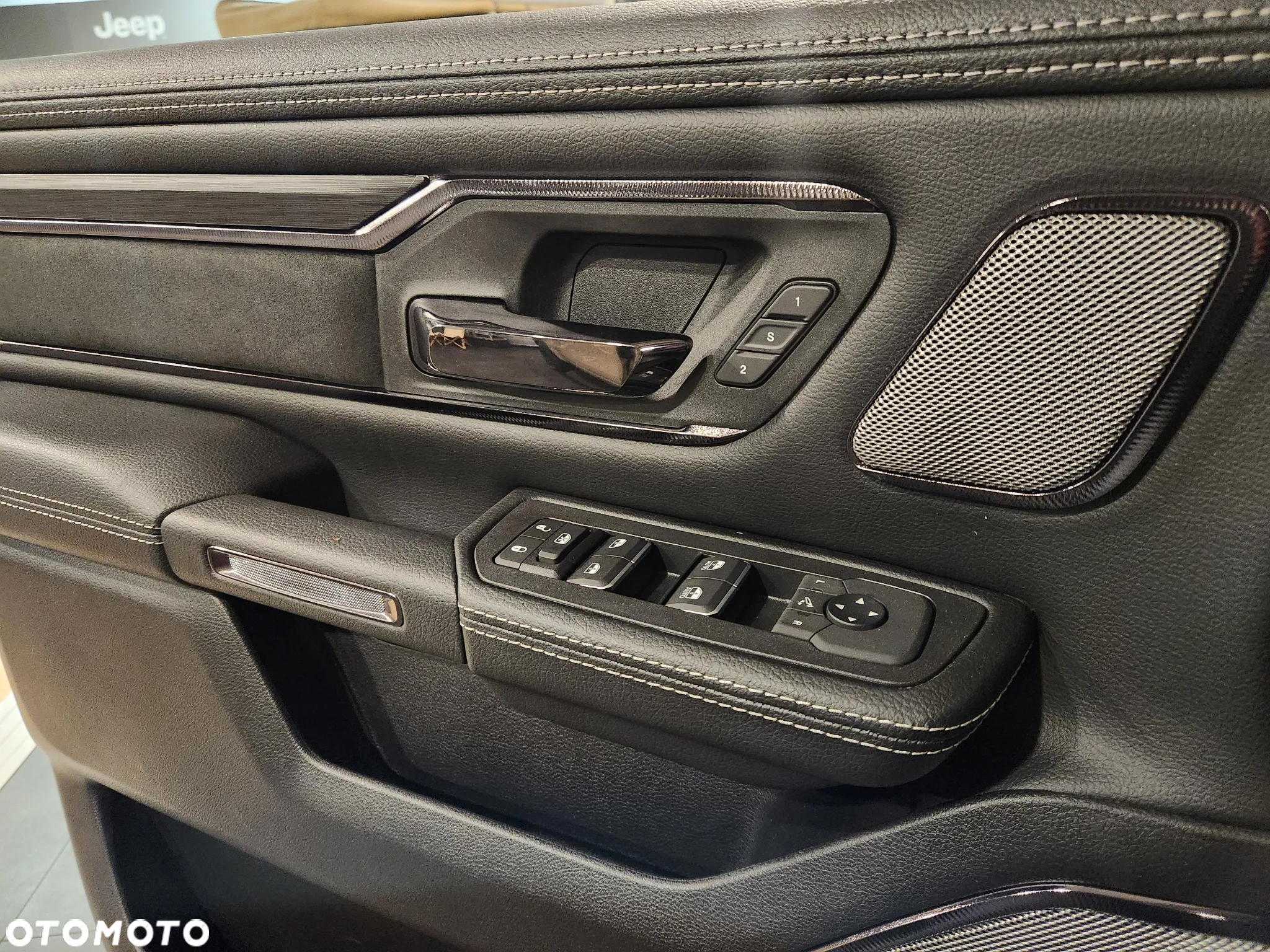 RAM 1500 - 18
