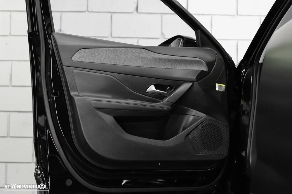 Peugeot 408 1.6 Hybrid Allure e-EAT8 — fotografia 19