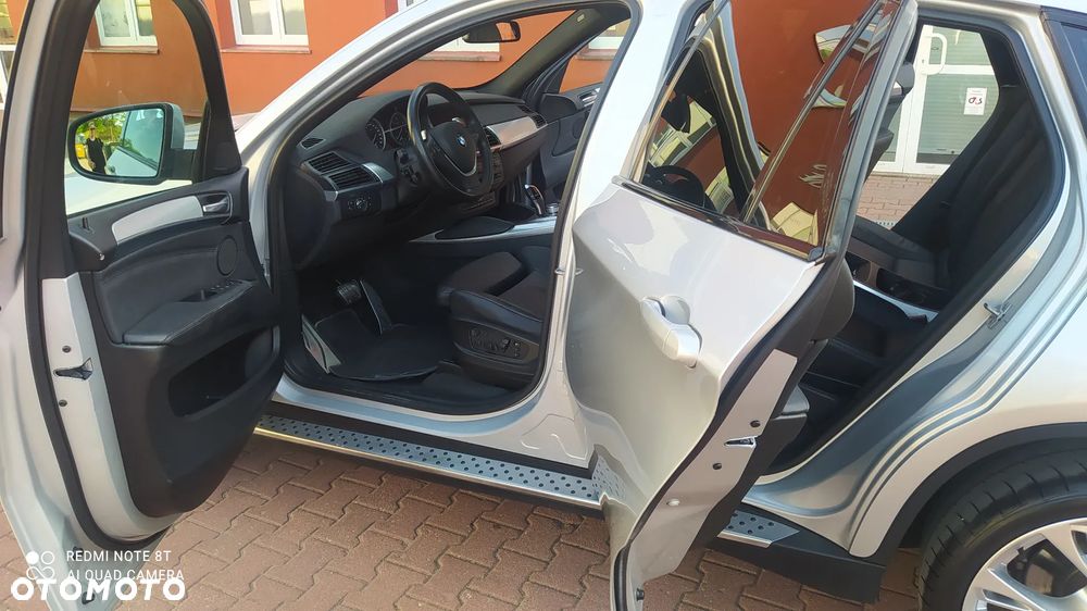 BMW X6 xDrive40d - 32