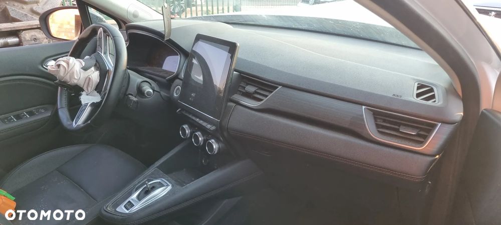 Renault Captur 1.6 E-TECH Plug-In Initiale Paris - 11