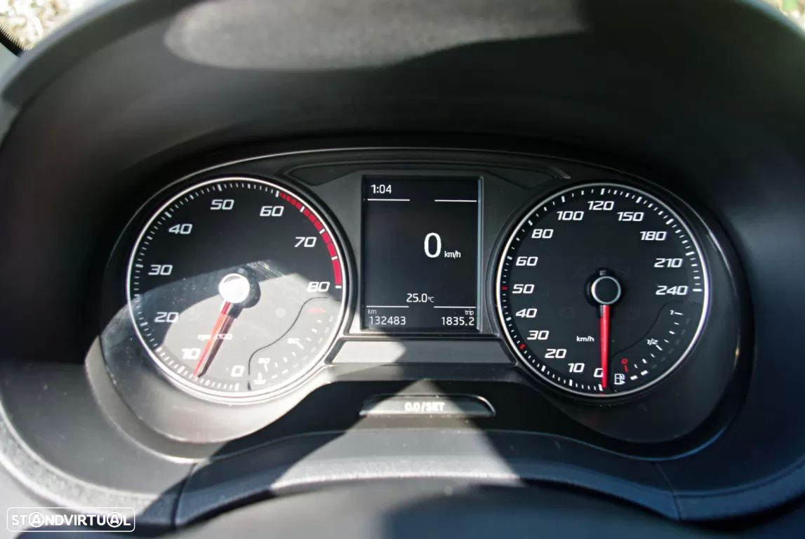 SEAT Ibiza 1.0 Reference - 27