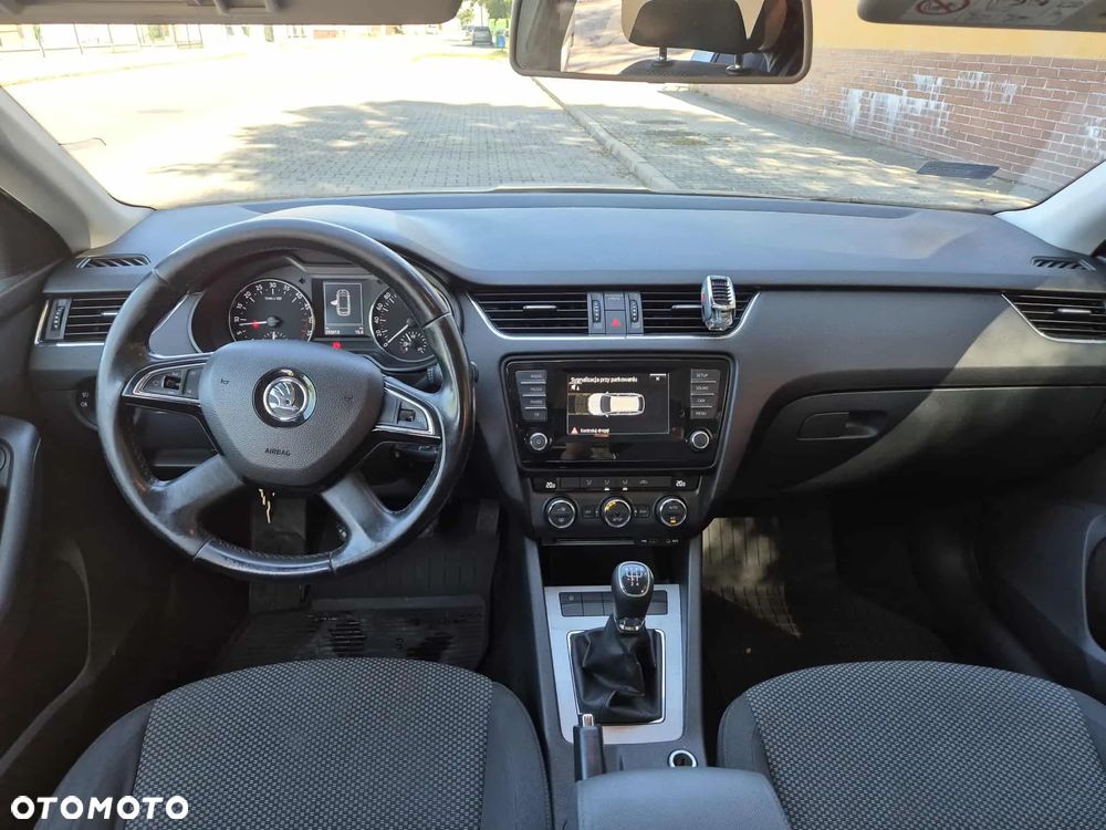 Skoda Octavia 1.6 TDI Active - 10