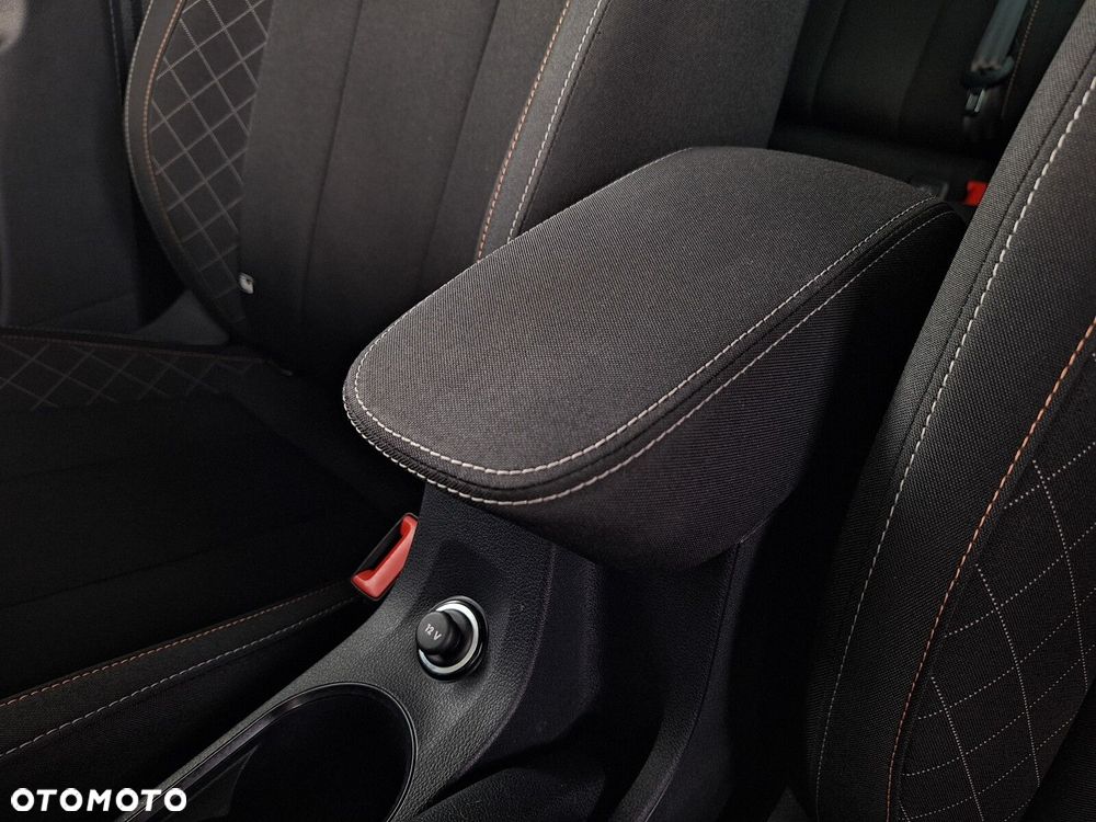 Skoda Scala 1.5 TSI Ambition - 38