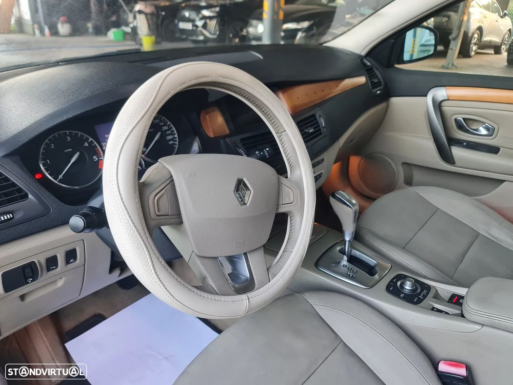 Renault Laguna 2.0 dCi Initiale Aut. - 21