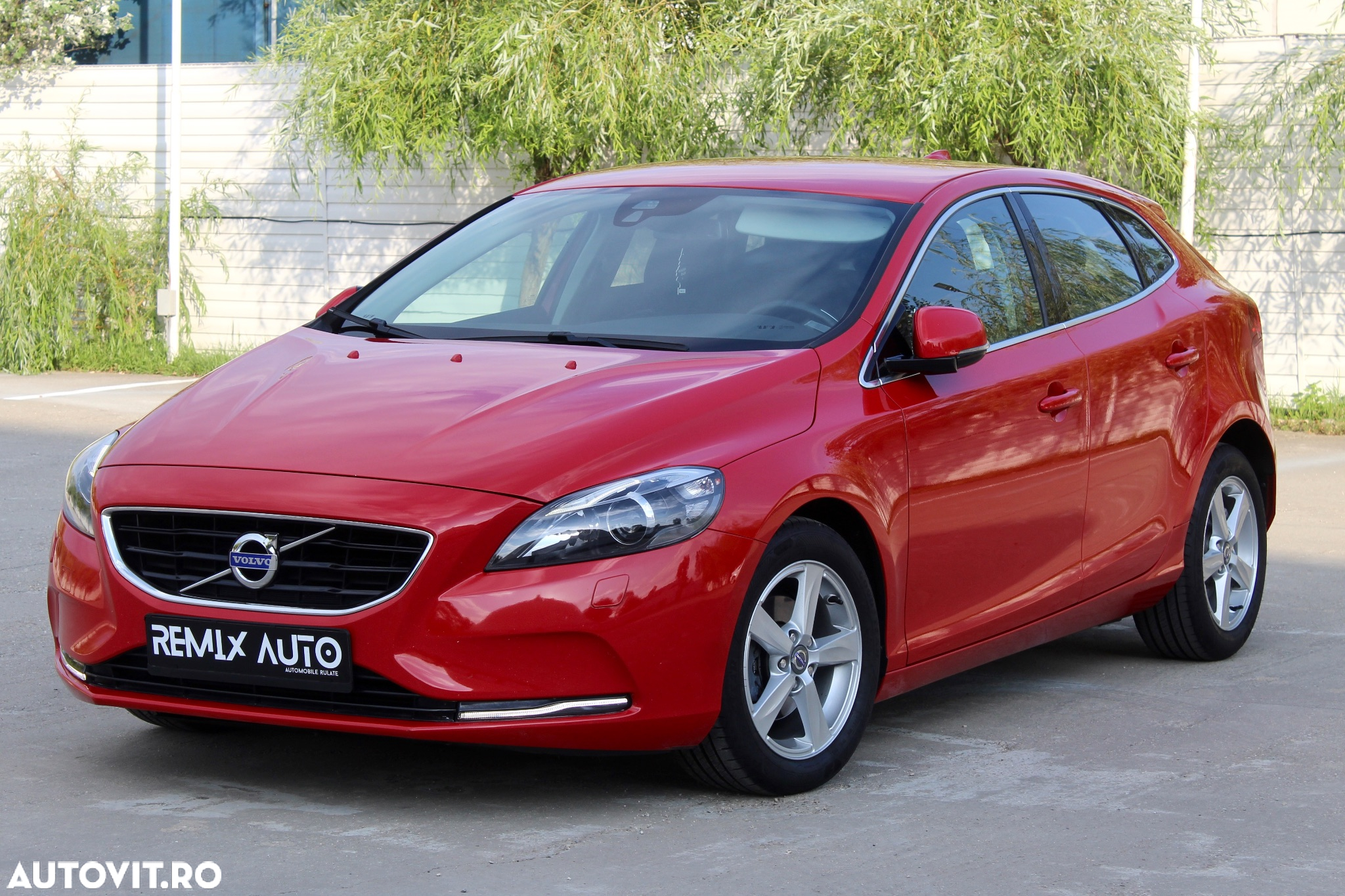 Volvo V40 D2 Momentum - 3