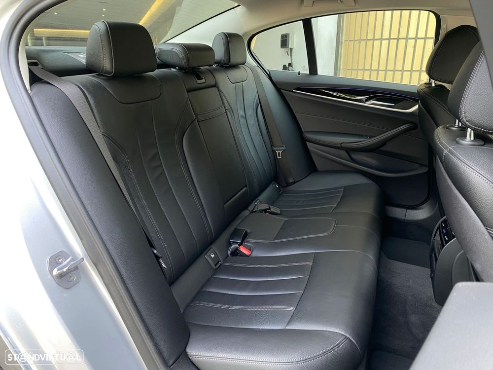 BMW 520 d Auto - 12