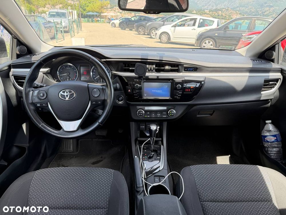 Toyota Corolla 1.6 Prestige MS - 10