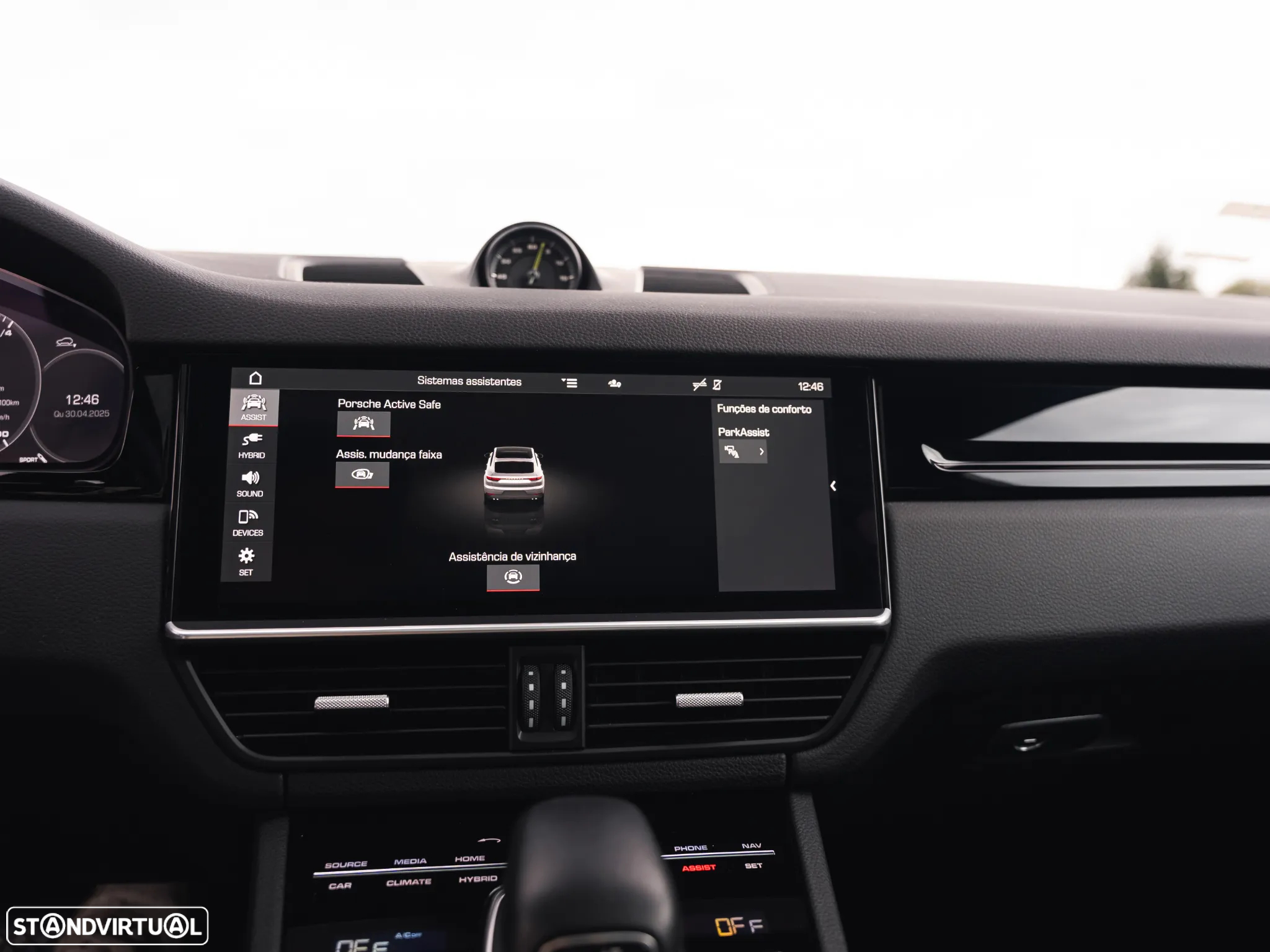 Porsche Cayenne Coupé E-Hybrid - 30