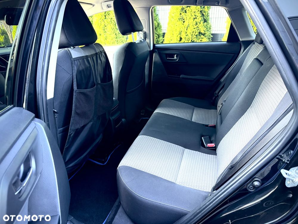 Toyota Auris - 15