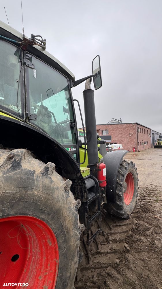 Claas Axion 820 - 7