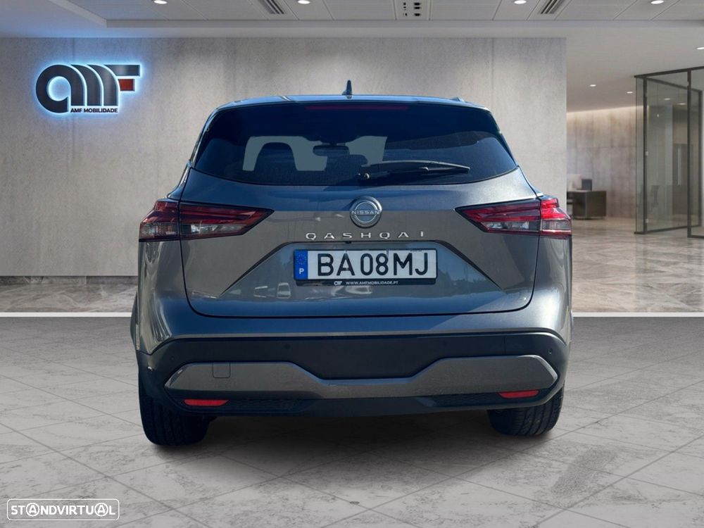 Nissan Qashqai 1.3 DIG-T Tekna + Xtronic - 6