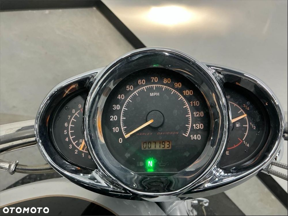 Harley-Davidson Softail V-Rod - 5