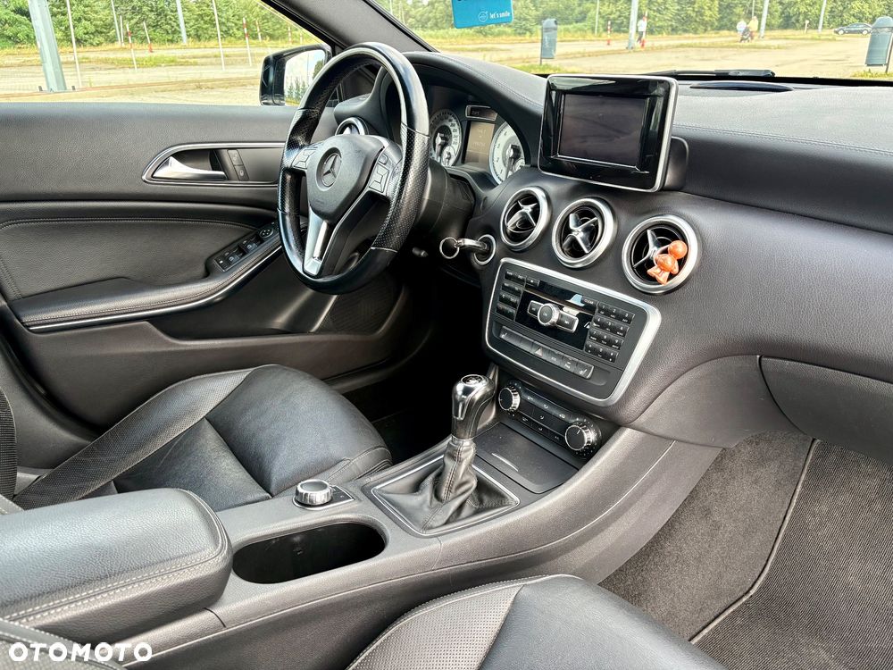 Mercedes-Benz Klasa A 200 (BlueEFFICIENCY) AMG Sport - 16
