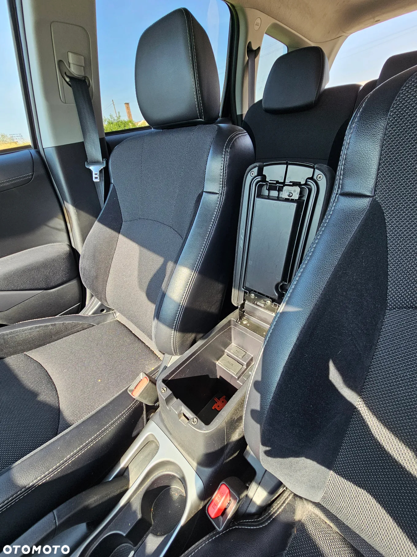 Mitsubishi Outlander 2.2 DID Intense EU5 - 17