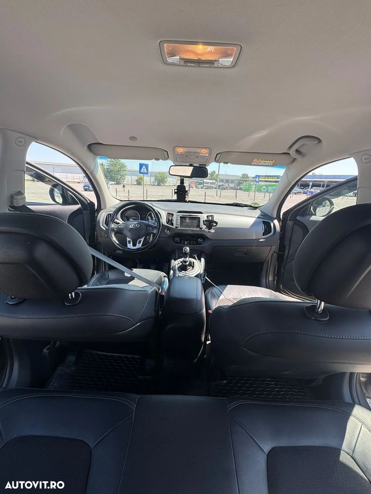 Kia Sportage 2.0 GSL MT 4x2 CLASSIC - 10