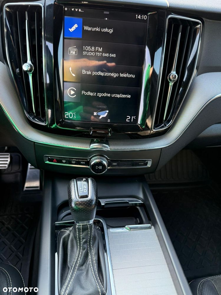 Volvo XC 60 D4 R-Design - 3