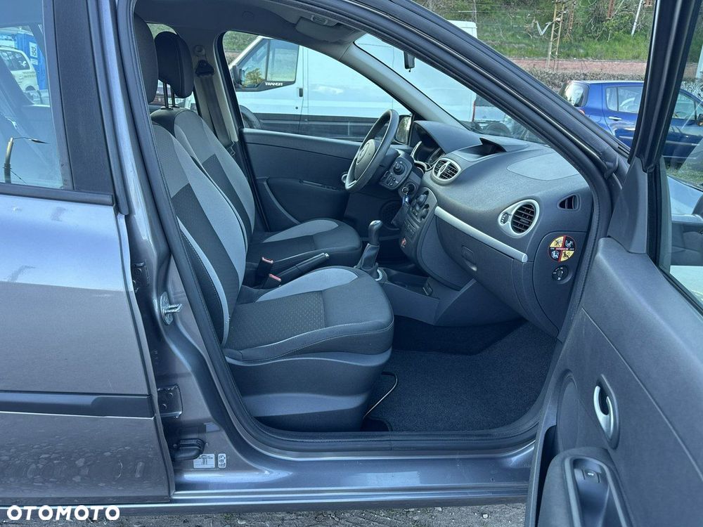 Renault Clio - 13