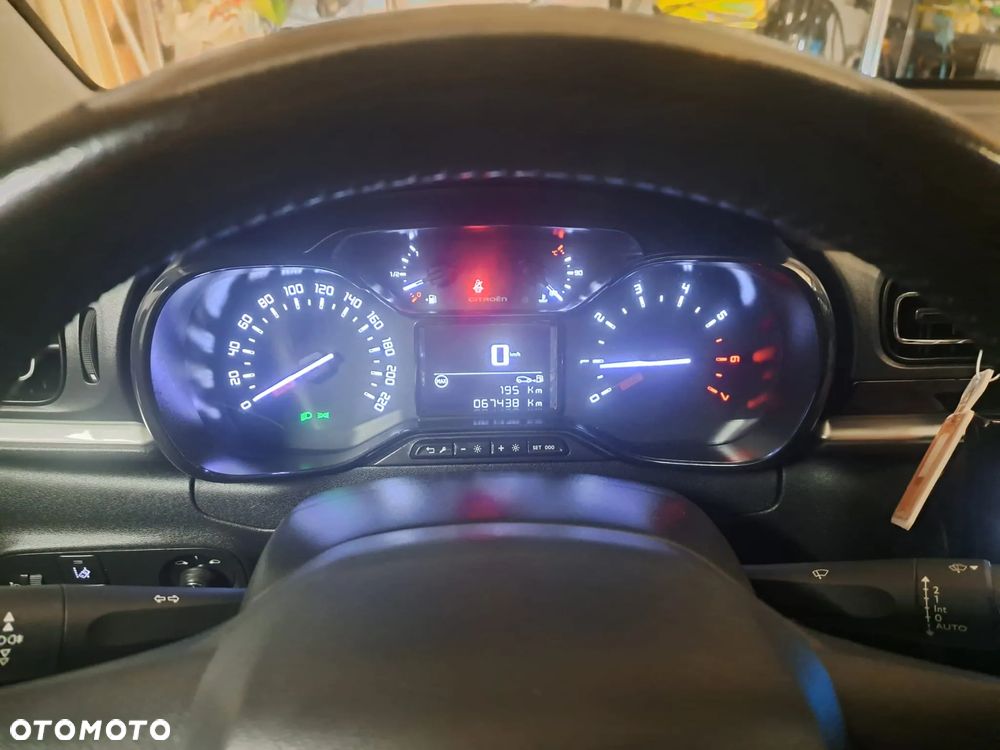 Citroën C3 1.2 PureTech Shine - 9