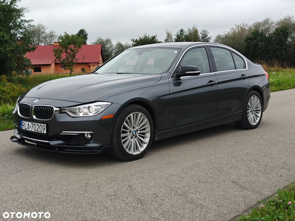 BMW Seria 3 328i xDrive Sport-Aut Luxury Line - 9