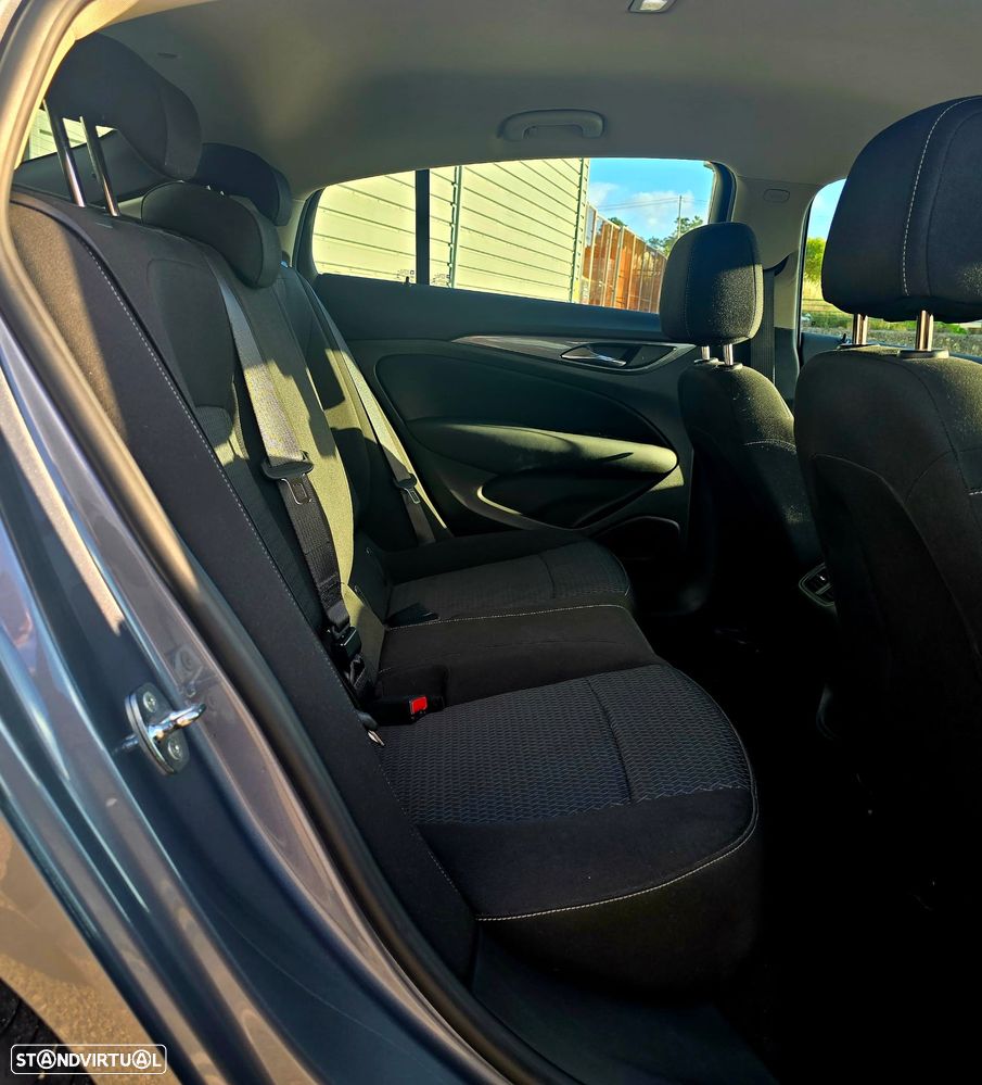 Opel Insignia Grand Sport 1.6 CDTi Dynamic Auto. - 8