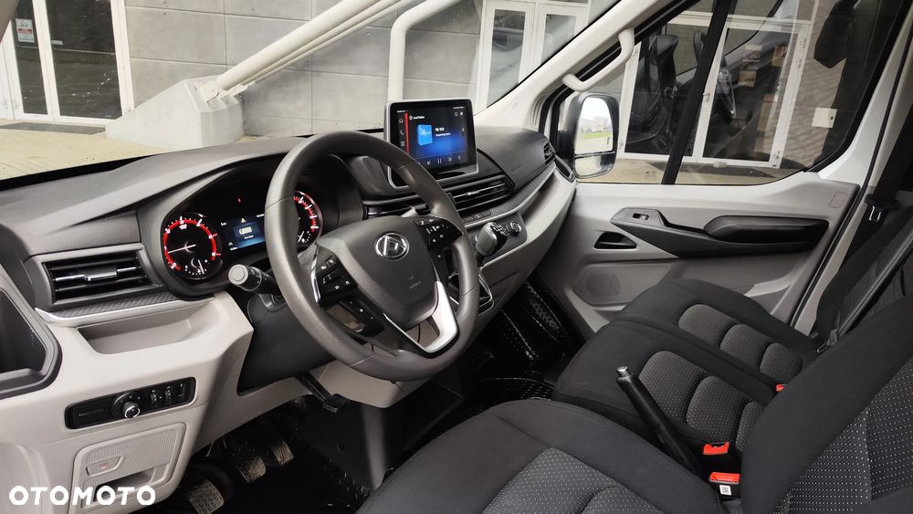 Maxus Deliver 9 - 25