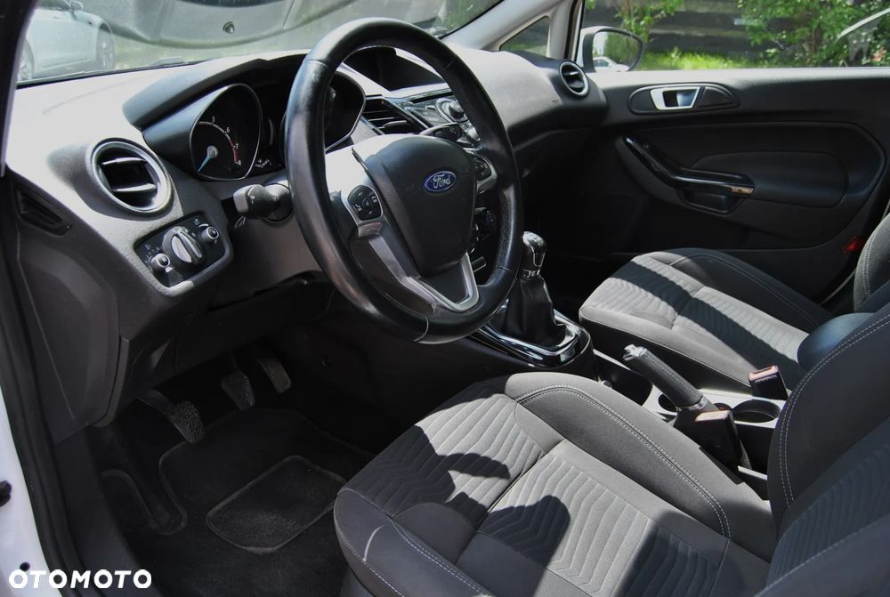 Ford Fiesta - 5
