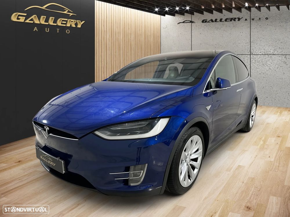 Tesla Model X 90D - 1