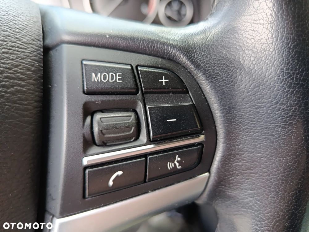 BMW X5 xDrive25d - 23