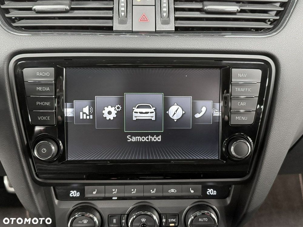 Skoda Octavia 2.0 TDI SCR 4x4 RS DSG - 29