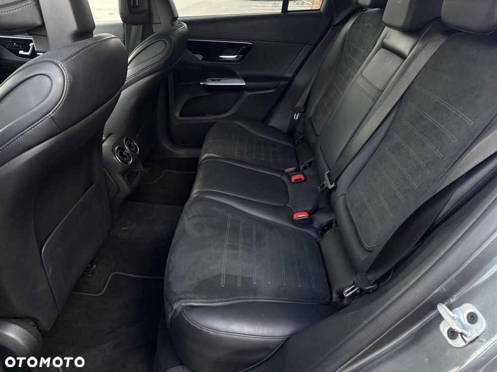 Mercedes-Benz GLC - 18