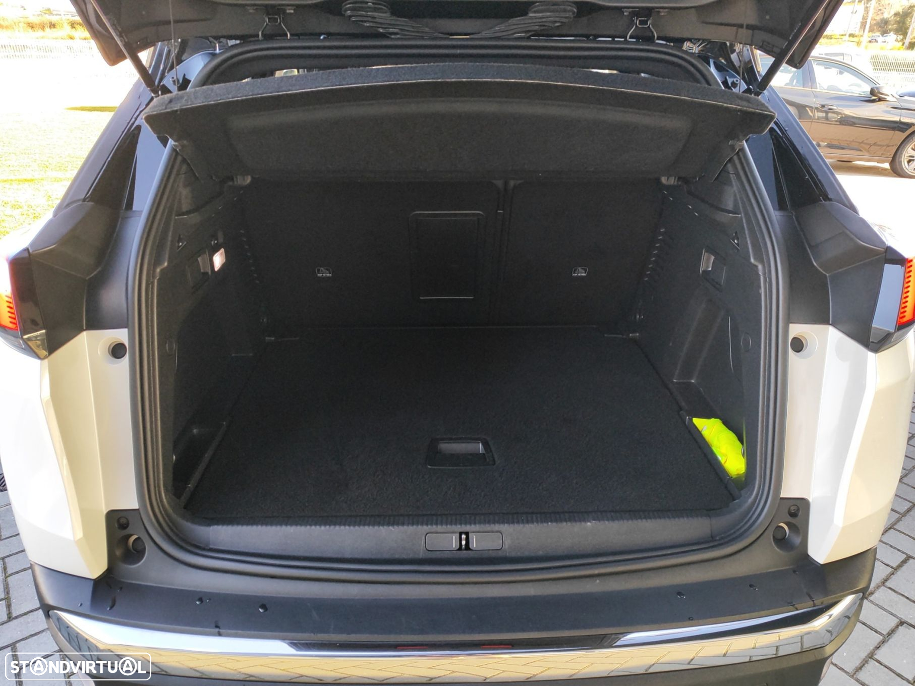 Peugeot 3008 1.5 BlueHDi GT Line - 22
