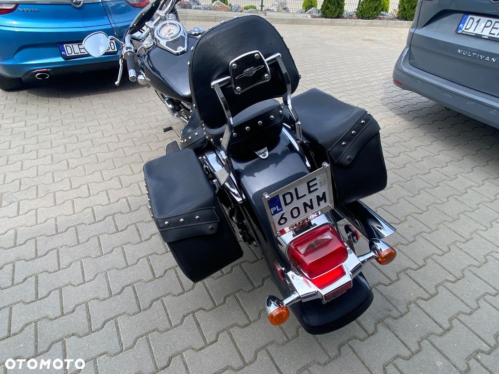 Suzuki VL 800 Volusia - Boulevard C50 - 4