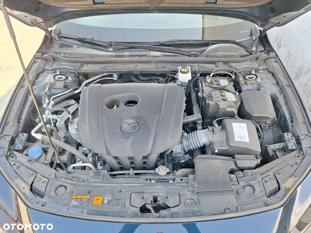 Mazda 3 e-SKYACTIV-G 2.0 M HYBRID HOMURA - 28