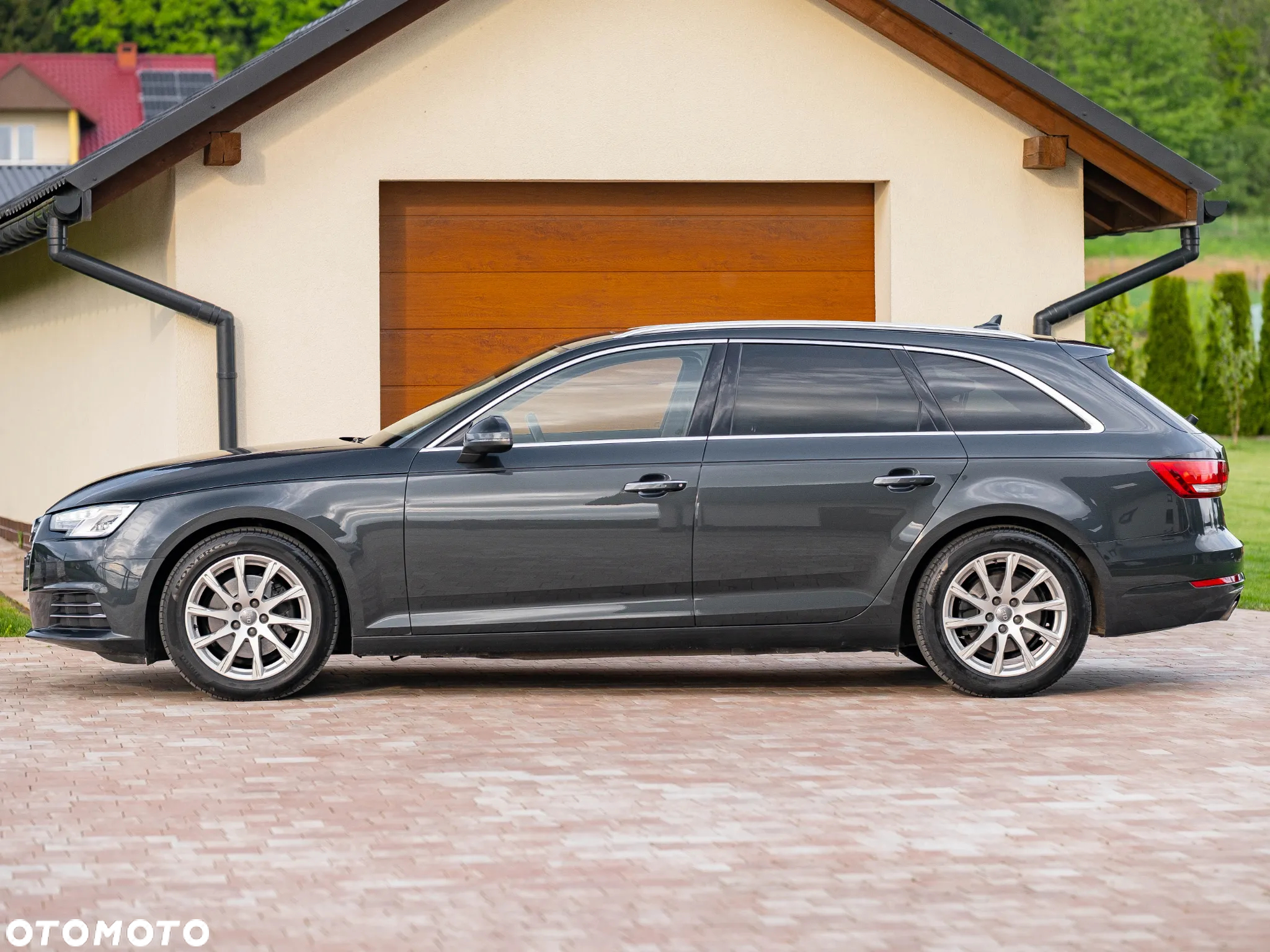 Audi A4 2.0 TDI Design S tronic - 36