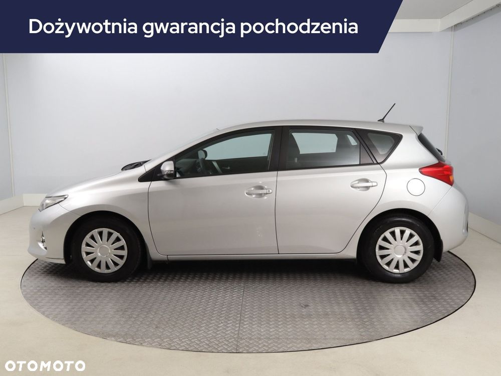 Toyota Auris - 4