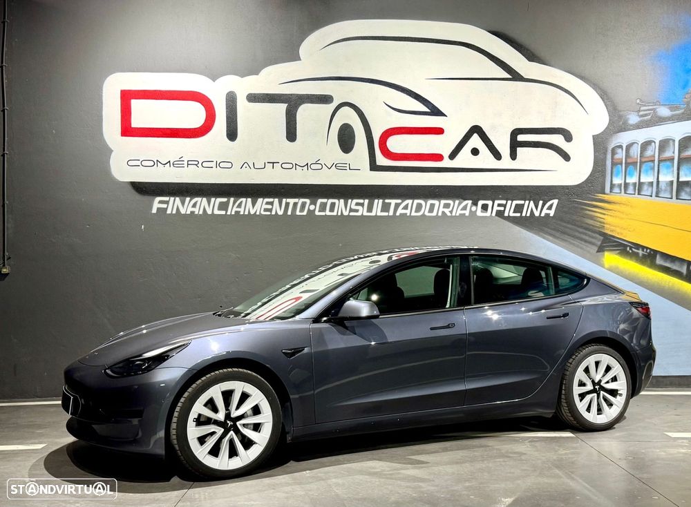 Tesla Model 3 Standard Range Plus RWD