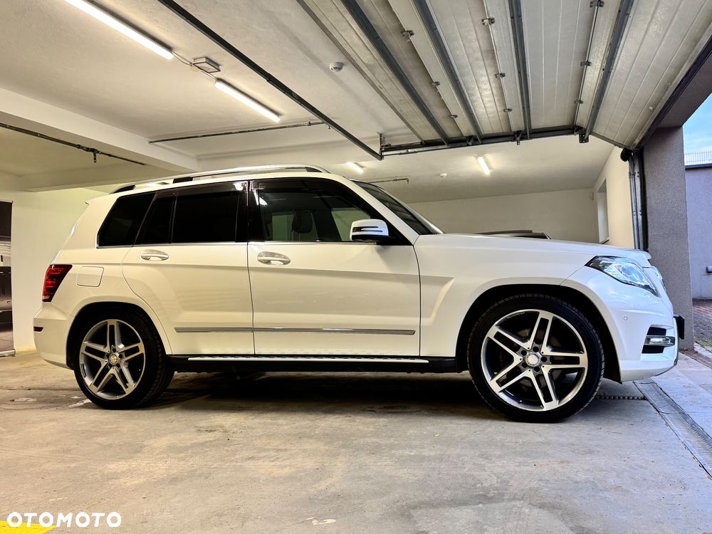 Mercedes-Benz GLK 350 4Matic (BlueEFFICIENCY) 7G-TRONIC - 8