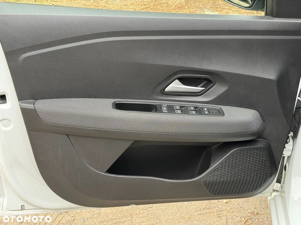 Dacia Sandero 1.0 TCe Expression - 11