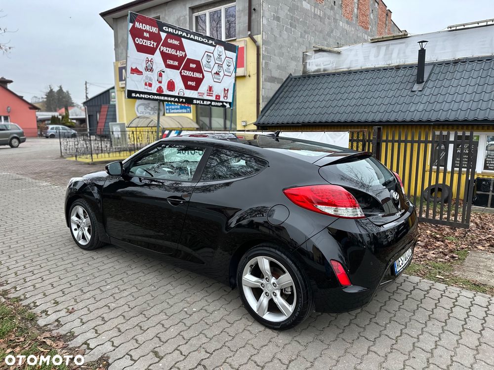 Hyundai Veloster 1.6 blue Premium - 10