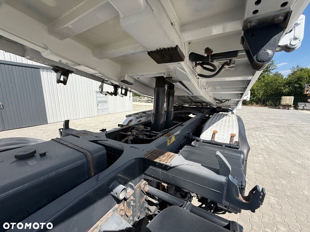 Iveco Magirus - 33
