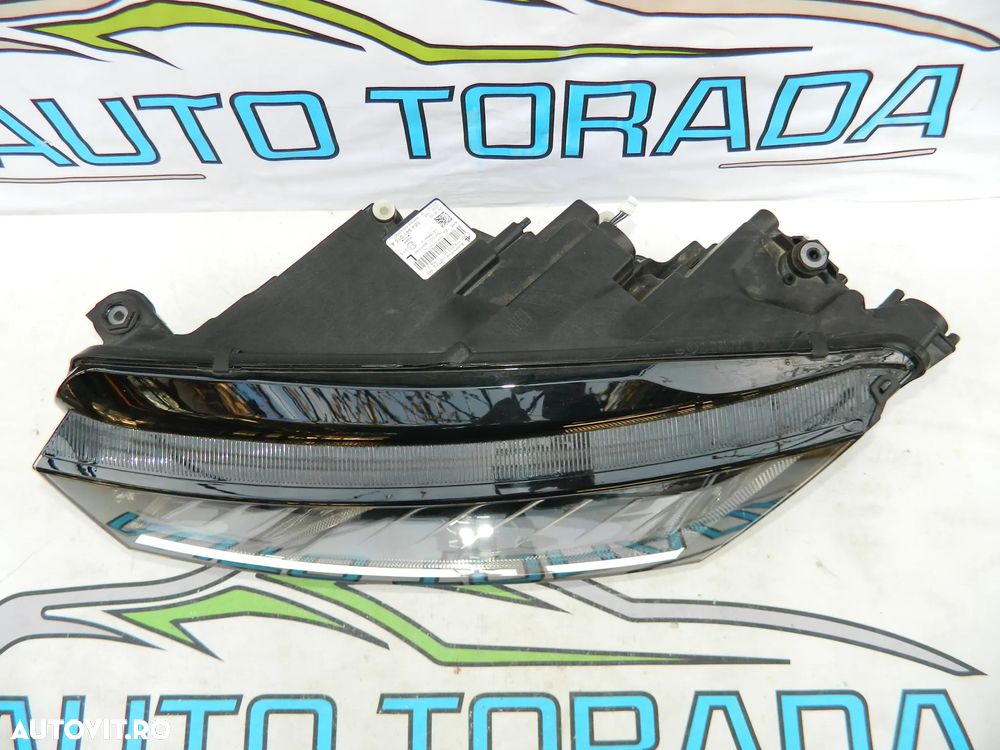 Far stanga Full Led Skoda Octavia 4 IV model 2020-2023 cod 5E4941015 A - 5